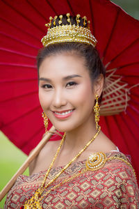 Portrait of a smiling young woman