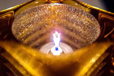 Illuminated light candles