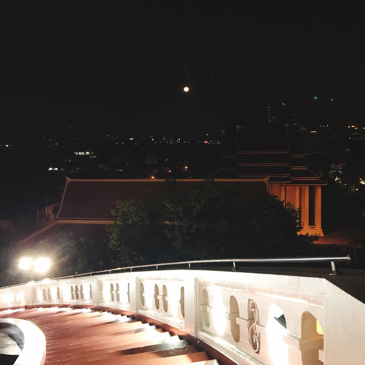 night, illuminated, no people, built structure, architecture, building exterior, outdoors, tree, sky, nature, city