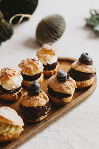 Chicolate and blueberry choux