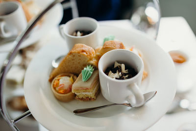 Eloquent dessert at hightea