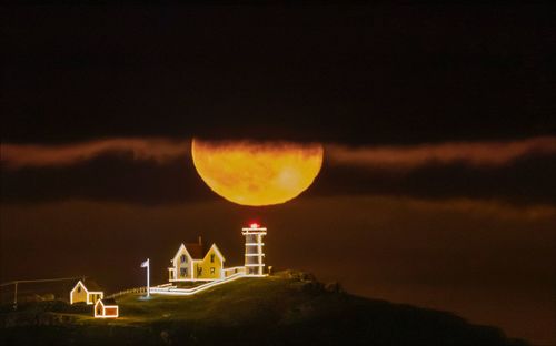 Scenic view of moon at night