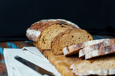 Close-up of bread on cutting board