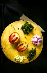 Directly above shot of fruits in plate on table