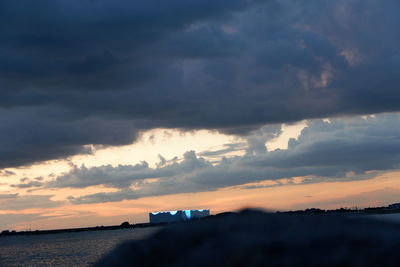 Scenic view of dramatic sky over sea