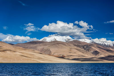 Lake tso moriri in himalayas. ladakh, inda