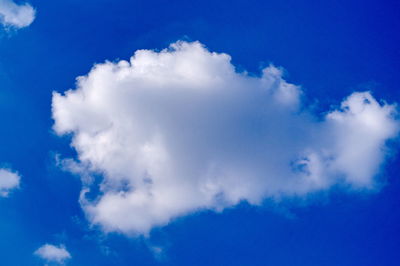 Low angle view of clouds in blue sky