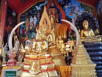 Statues in temple building