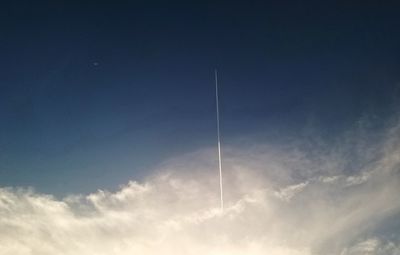 Low angle view of vapor trail in sky