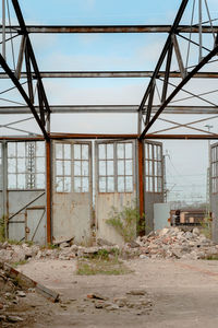 Abandoned building against sky