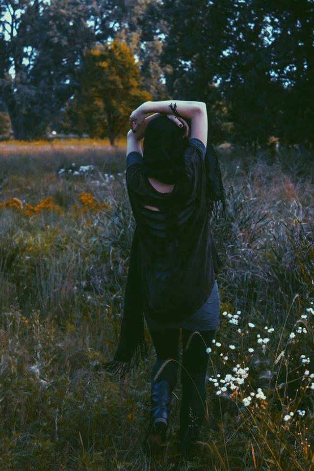 lifestyles, tree, leisure activity, forest, rear view, casual clothing, men, standing, nature, full length, growth, plant, tranquility, field, grass, day, outdoors, three quarter length