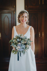 Portrait of a smiling young woman