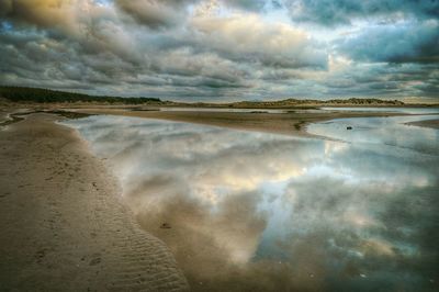 Cloudy sky over sea