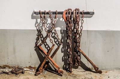 Rust and chains 