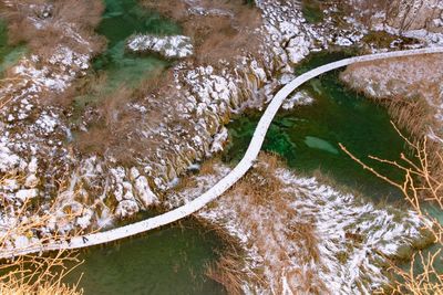High angle view of flowing water in lake