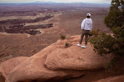 Taking in the immensity of canyonlands national park