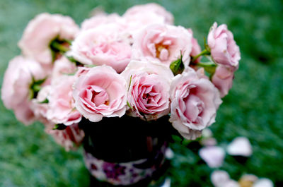 Close-up of pink rose bouquet