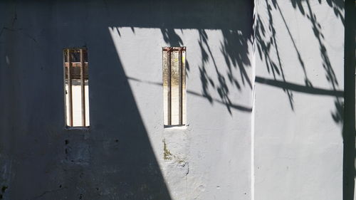 Shadow of window on wall