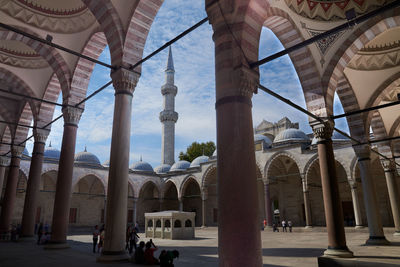 Süleymaniye through the arches