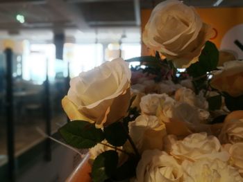 Close-up of rose bouquet on table