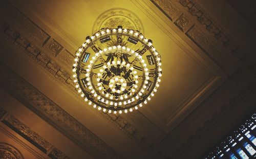 Low angle view of ceiling