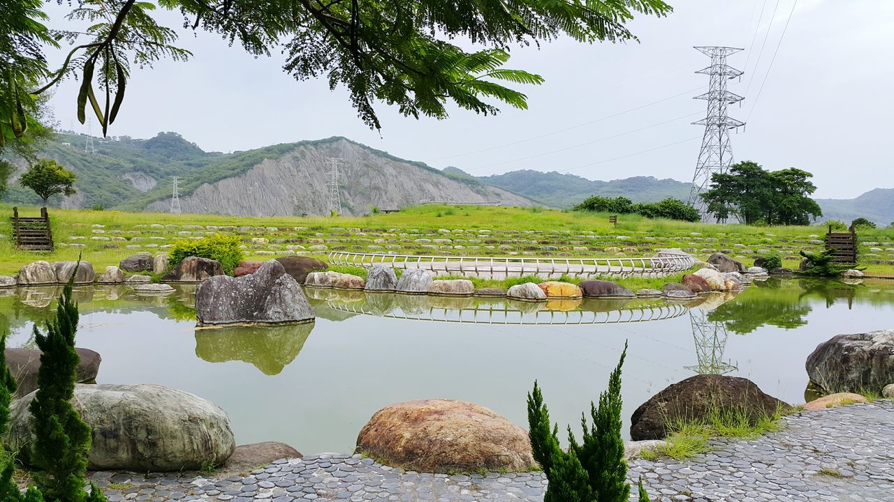 tranquility, tranquil scene, mountain, water, scenics, rock - object, nature, beauty in nature, tree, sky, stone - object, lake, landscape, mountain range, idyllic, stack, day, clear sky, reflection, plant