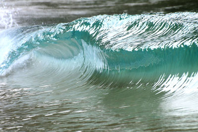 Close-up of wave