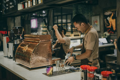 The best baristas do not ask for your name anymore, and they even know your order by heart.