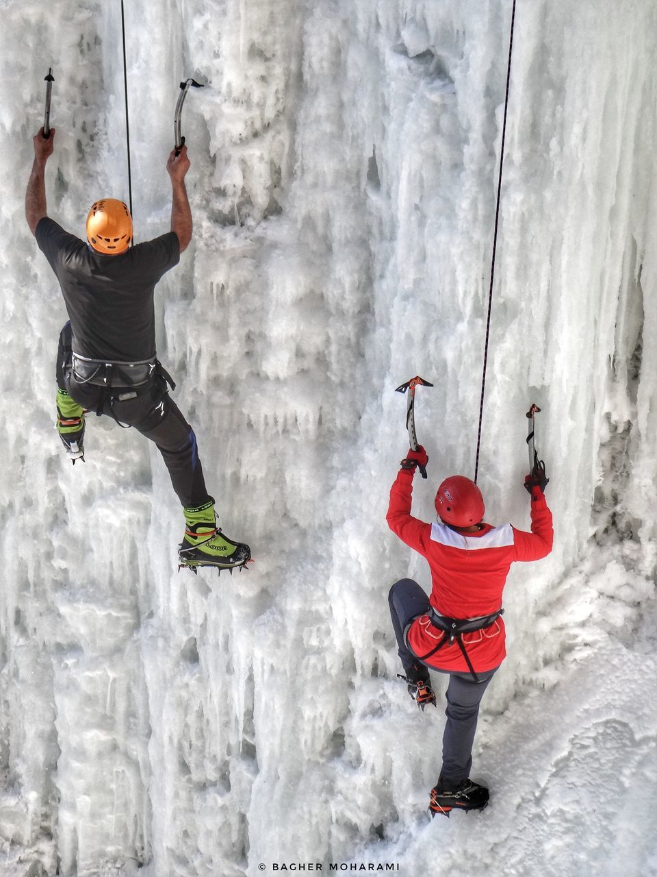 full length, extreme sports, sport, real people, outdoors, motion, jumping, day, people, athlete, headwear, adult, one person, adults only, human body part, rock climbing, sportsman