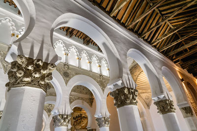 Indoor view of santa maría la blanca, saint mary the white, synagogue in toledo