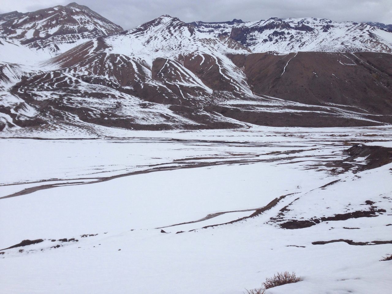 snow, winter, cold temperature, mountain, season, tranquility, mountain range, tranquil scene, snowcapped mountain, weather, scenics, landscape, beauty in nature, nature, frozen, covering, non-urban scene, snowcapped, snow covered, idyllic