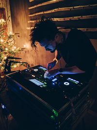 Dj working at christmas