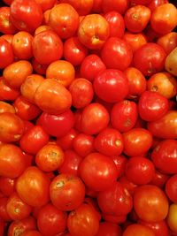 Full frame shot of tomatoes in market