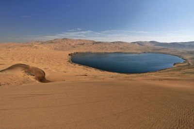 1194 full view nuoertu lake -biggest in the badain jaran desert-seen from its western megadune-china