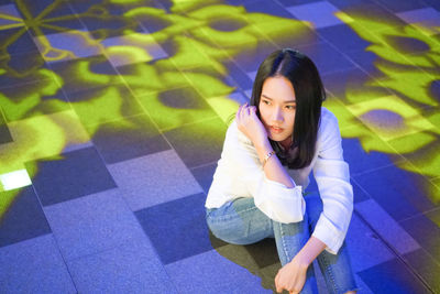 Portrait of a beautiful young woman