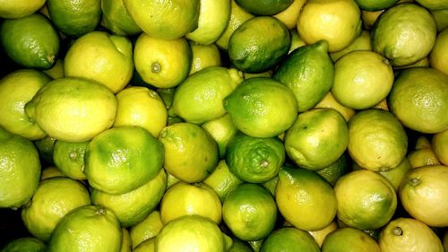 Bunch of lemons on market