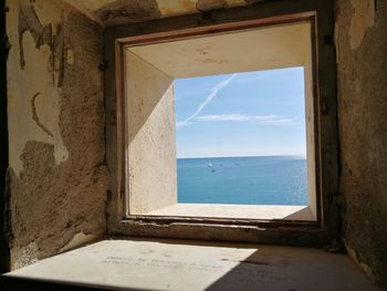 Close-up of sea against sky