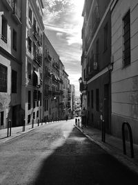 Narrow alley in city