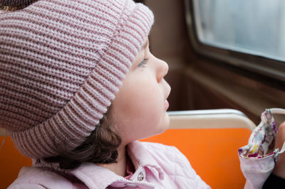 Pretty girl on the new york subway