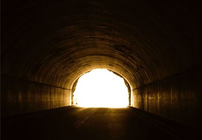 Tunnel with tunnel