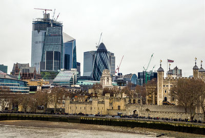 London cityscape and skyscraper along thames river