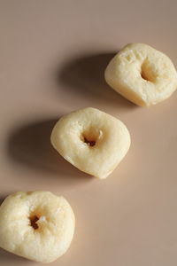 Close-up of apples on table