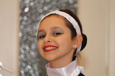 Portrait of a smiling young woman