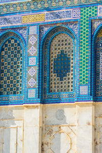 Full frame shot of patterned wall