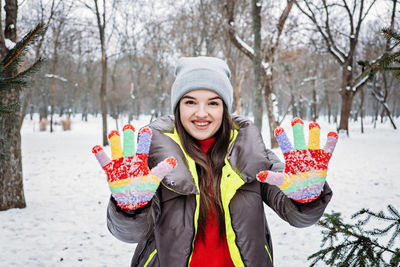 Outdoor activities for happy winter holidays. winter bucket list, fun activities and things for