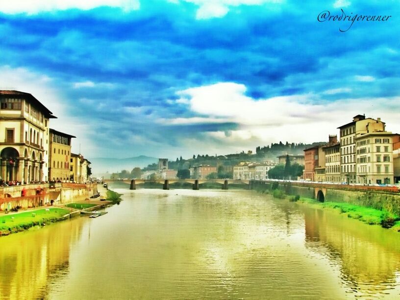 building exterior, architecture, built structure, water, sky, waterfront, cloud - sky, river, canal, residential structure, city, cloudy, cloud, residential building, house, reflection, residential district, building, lake, town