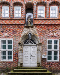 Beautiful ciytscape with medieval colorful architecture in lüneburg, lower saxony, germany