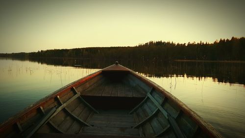 View of lake against sky