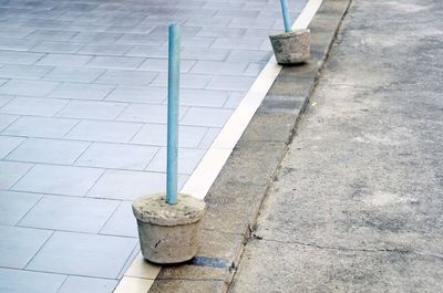 A concrete pillar parking for warning.