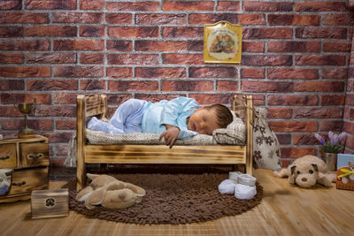 Baby sleeping in illusion room